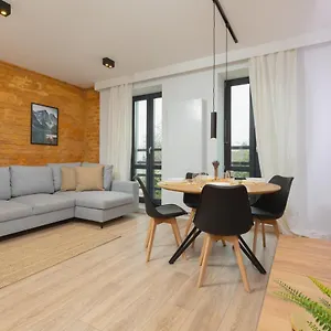 https://apartment-kruszyska-bemowo-by-renters.warsawhotelspoland.com